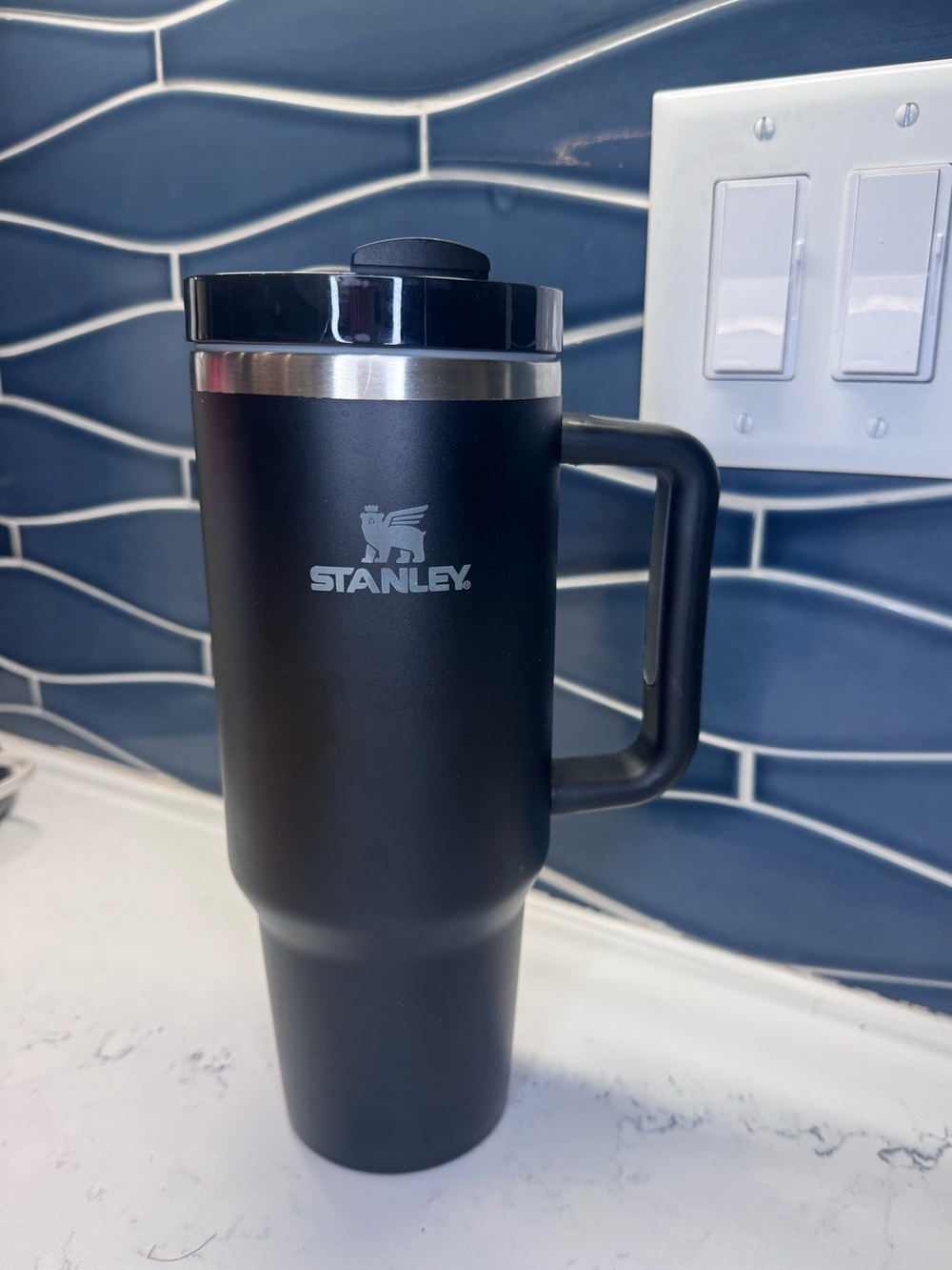 Black Stanley 40oz H2O Flow State Tumbler Mug Large Water Bottle